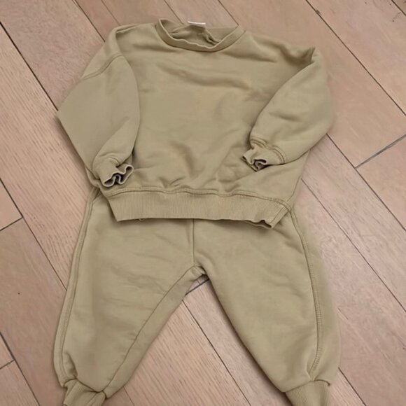 Zara sweat suit - Picture 1 of 7